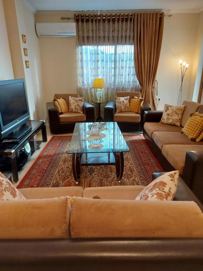 Geni Apartment Korça Exteriör bild